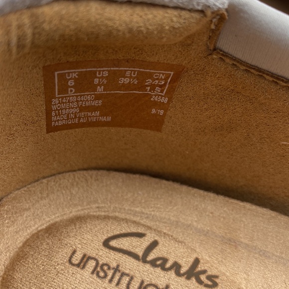 Clark's Women's Suede Darcey Ease Slip On Flats Loafers Size 8.5 - Picture 6 of 7